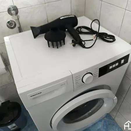άνετο και ήσυχο διαμέρισμα με θέα Apartment *