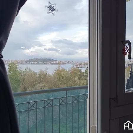 Apartment άνετο και ήσυχο διαμέρισμα με θέα *