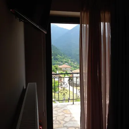 με θέα 乡村民宿 Mega Chorio