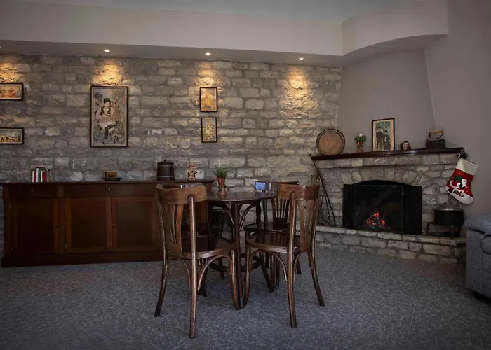 με θέα * Mega Chorio